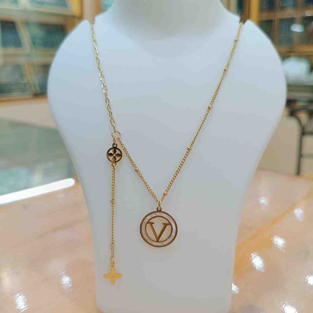 Kiya Fashion Signature Chain | Anti-Tarnish Jewelry | 18+ Adjustable | Waterproof | Premium Imported Daily Necklace