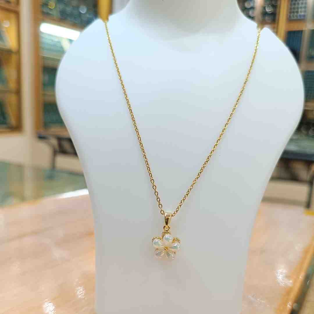 Kiya Fashion Anti-Tarnish Chain for Women | Waterproof | 18+ Adjustable Length | Premium Daily Necklace